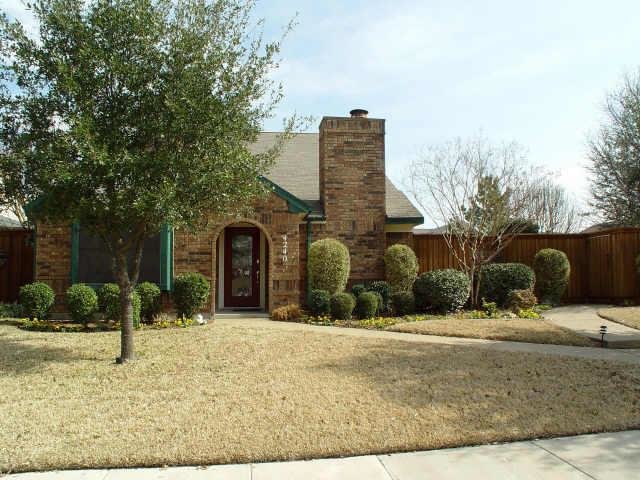 Hillcrest Estates Homes For Sale in Carrollton, TX 75010