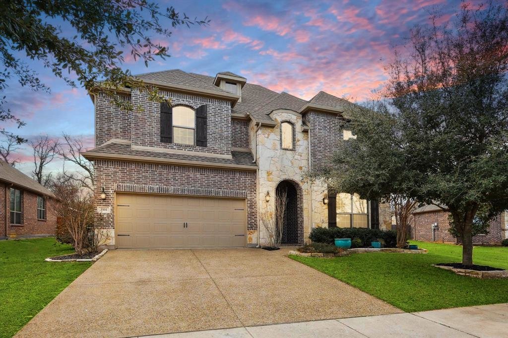 Luxury Home For Sale in Denton, TX - Forest Meadow